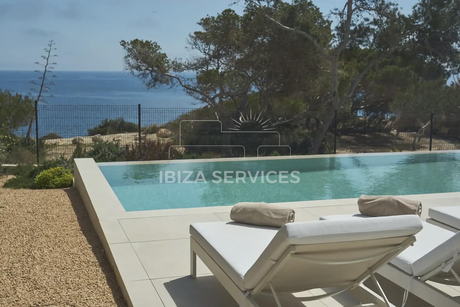 5 soveværelse Villa til leje i Talamanca med swimmingpool garage - € 17.500 (Ref: 8904757)