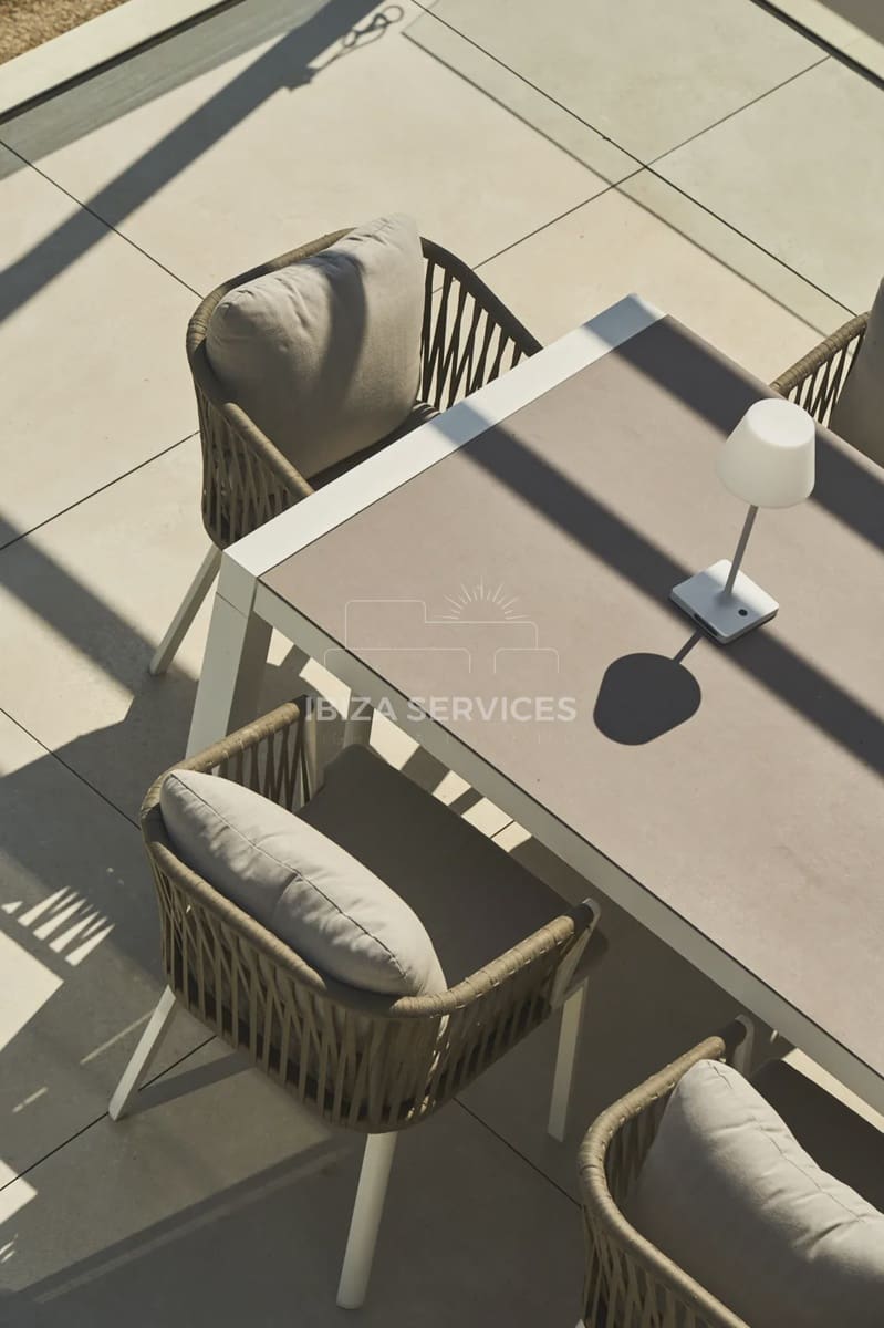 5 soveværelse Villa til leje i Talamanca med swimmingpool garage - € 17.500 (Ref: 8904757)