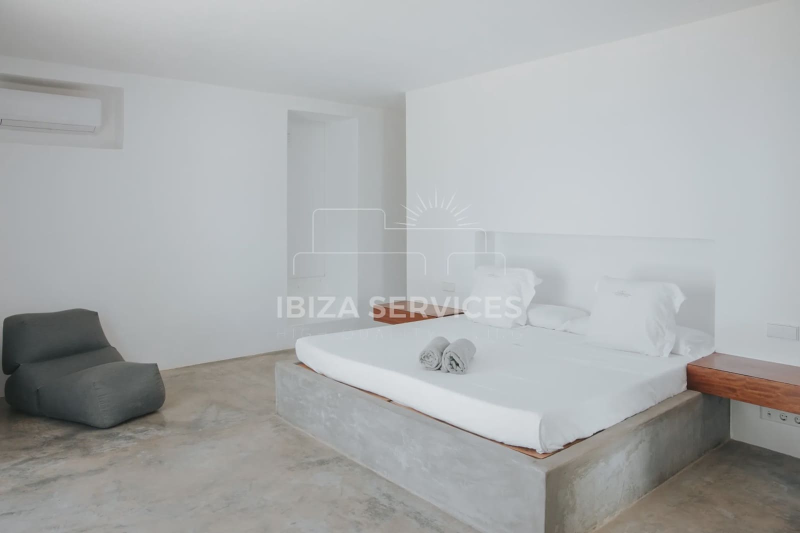 6 sypialnia Willa na sprzedaż w Na Xemena z basenem garażem - 7 900 000 € (Ref: 8915935)