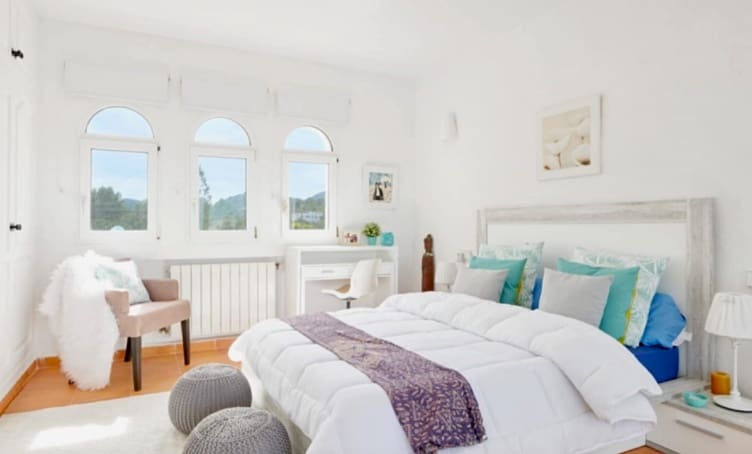 4 soveværelse Villa til leje i Sant Agusti des Vedra med swimmingpool garage - € 10.000 (Ref: 8987256)