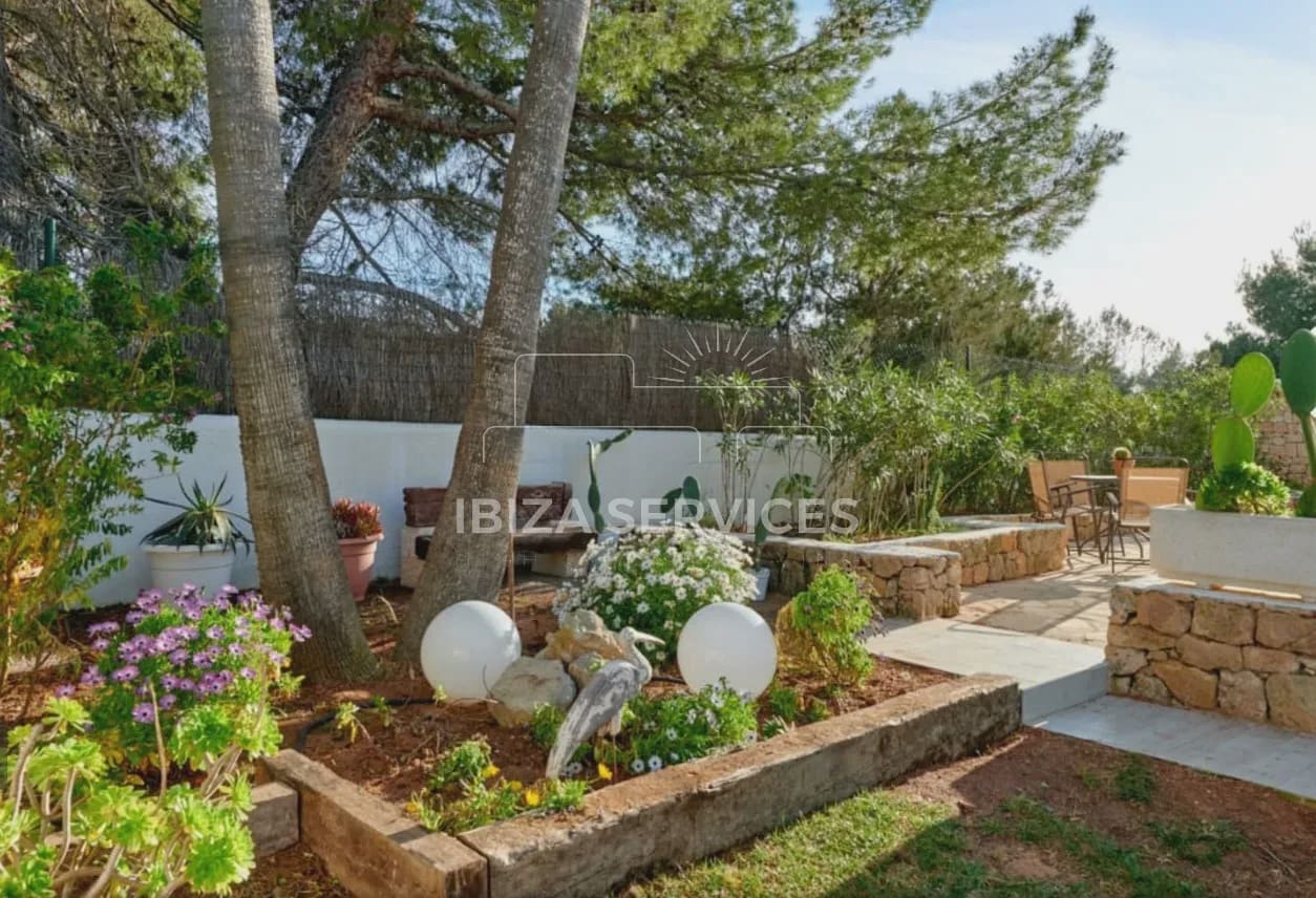 4 soveværelse Villa til leje i Sant Agusti des Vedra med swimmingpool garage - € 10.000 (Ref: 8987256)