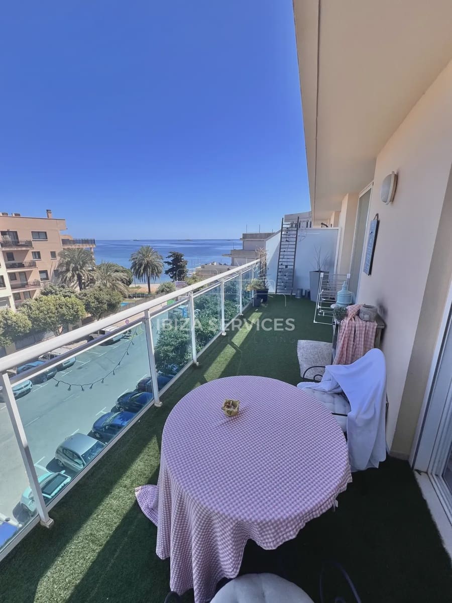 2 soveværelse Lejlighed til salg i Playa d'en Bossa med swimmingpool garage - € 700.000 (Ref: 9057169)