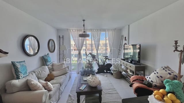 2 soveværelse Lejlighed til salg i Playa d'en Bossa, San Jose / Sant Josep de Sa Talaia med swimmingpool garage - € 700.000 (Ref: 9057169)