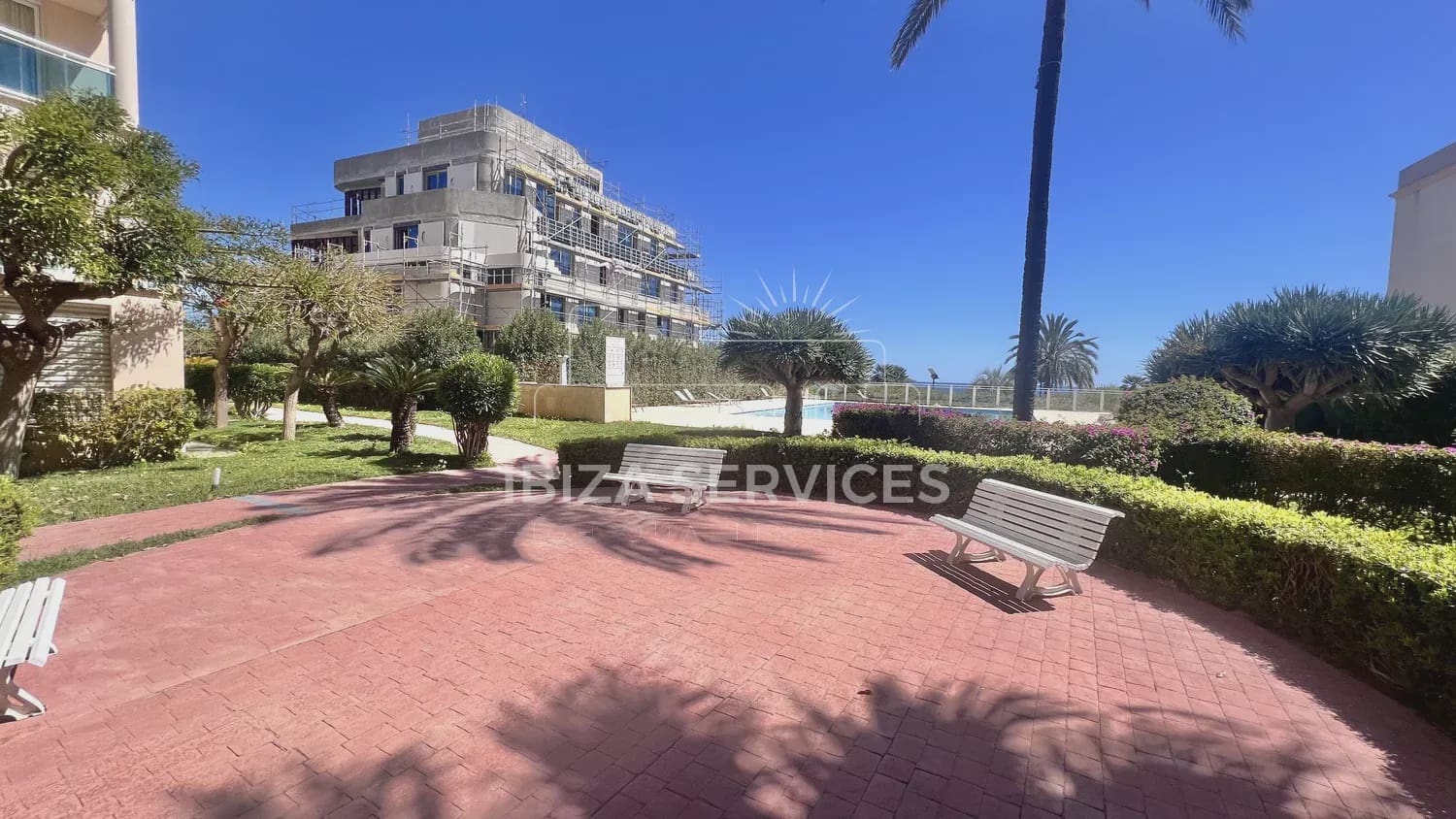 2 soveværelse Lejlighed til salg i Playa d'en Bossa med swimmingpool garage - € 700.000 (Ref: 9057169)