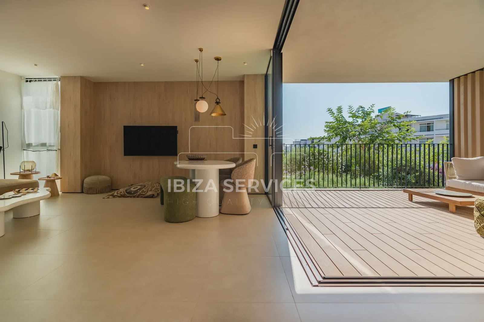 2 soveværelse Lejlighed til leje i Santa Eulalia / Santa Eularia med swimmingpool - € 8.000 (Ref: 9086492)