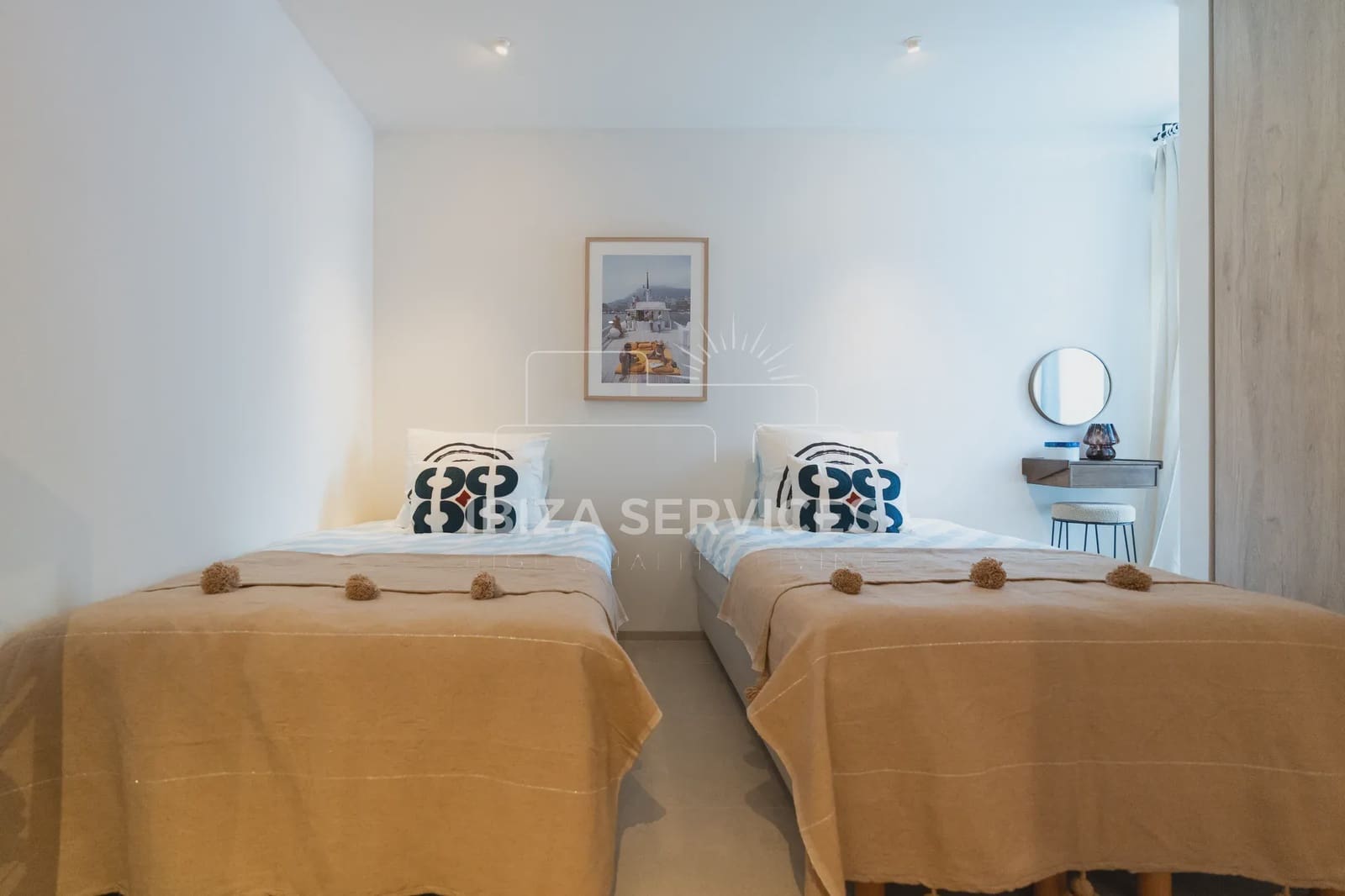 2 soveværelse Lejlighed til leje i Santa Eulalia / Santa Eularia med swimmingpool - € 8.000 (Ref: 9086492)