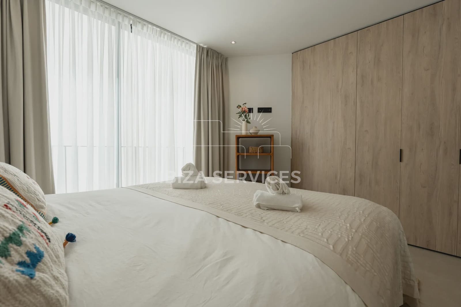 2 soveværelse Lejlighed til leje i Santa Eulalia / Santa Eularia med swimmingpool garage - € 6.000 (Ref: 9109860)