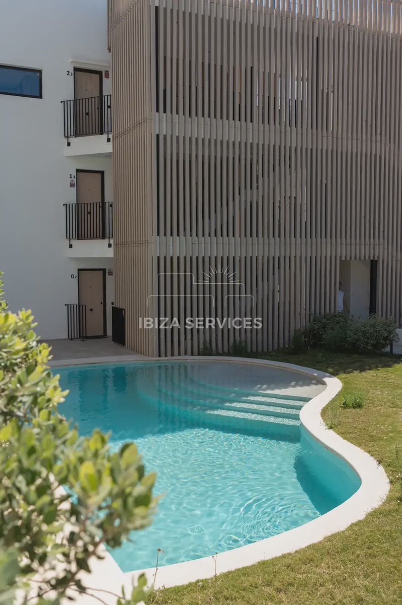 2 soveværelse Lejlighed til leje i Santa Eulalia / Santa Eularia med swimmingpool garage - € 6.000 (Ref: 9109860)