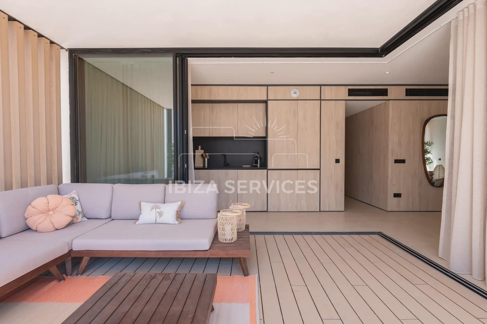 2 soveværelse Lejlighed til leje i Santa Eulalia / Santa Eularia med swimmingpool garage - € 6.000 (Ref: 9109860)