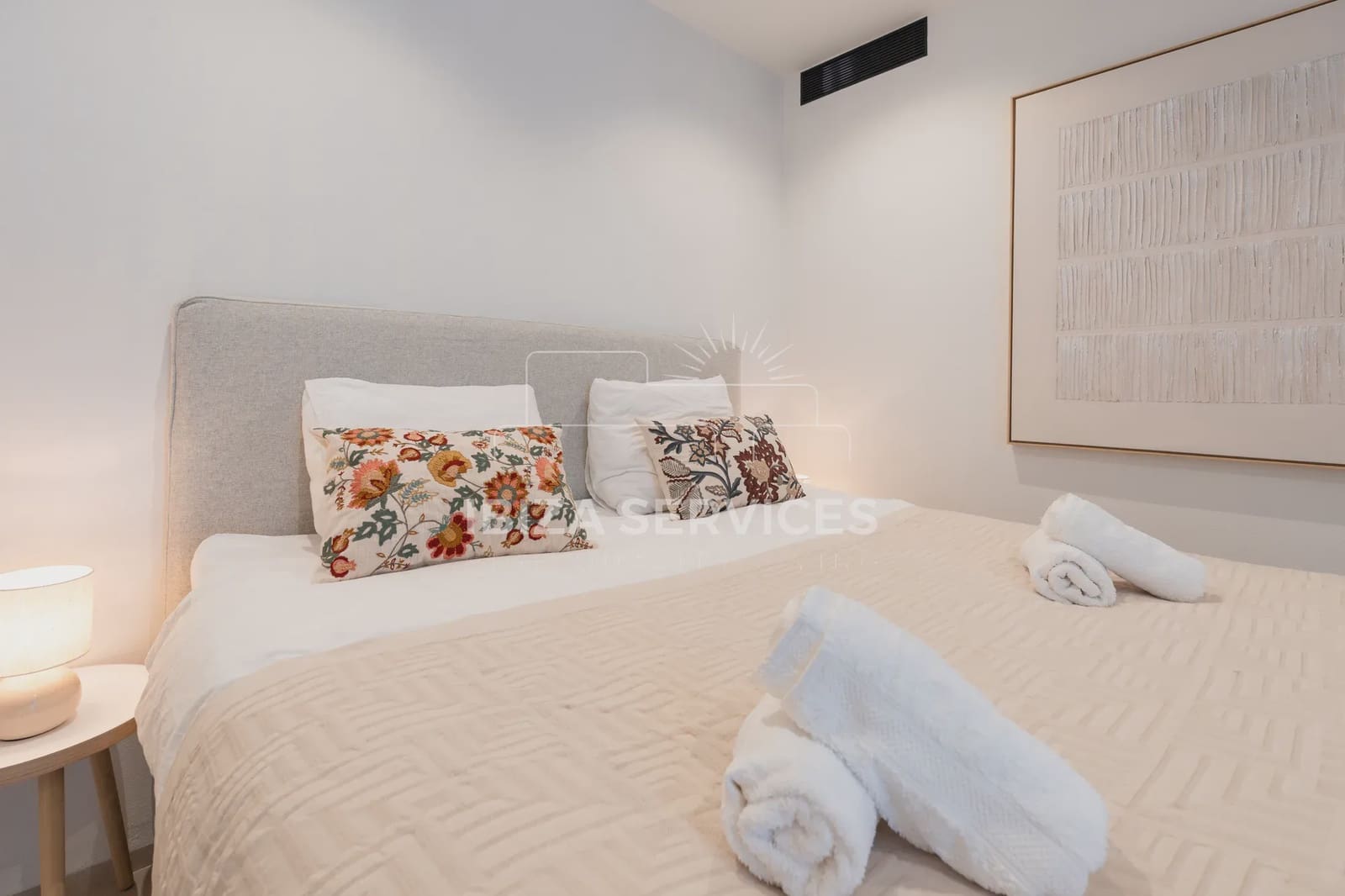 2 soveværelse Lejlighed til leje i Santa Eulalia / Santa Eularia med swimmingpool garage - € 6.000 (Ref: 9109860)