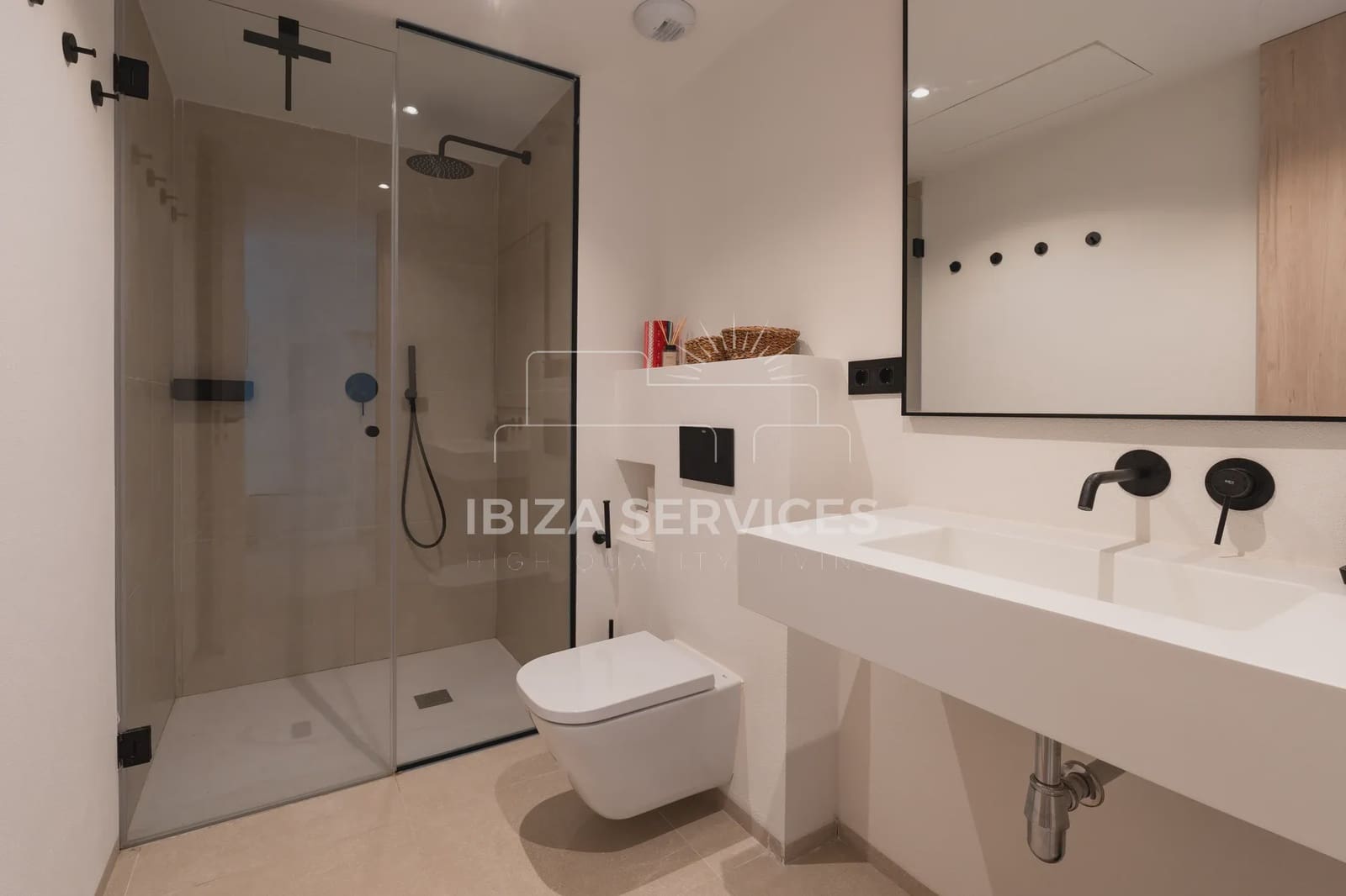 2 soveværelse Lejlighed til leje i Santa Eulalia / Santa Eularia med swimmingpool garage - € 6.000 (Ref: 9109860)