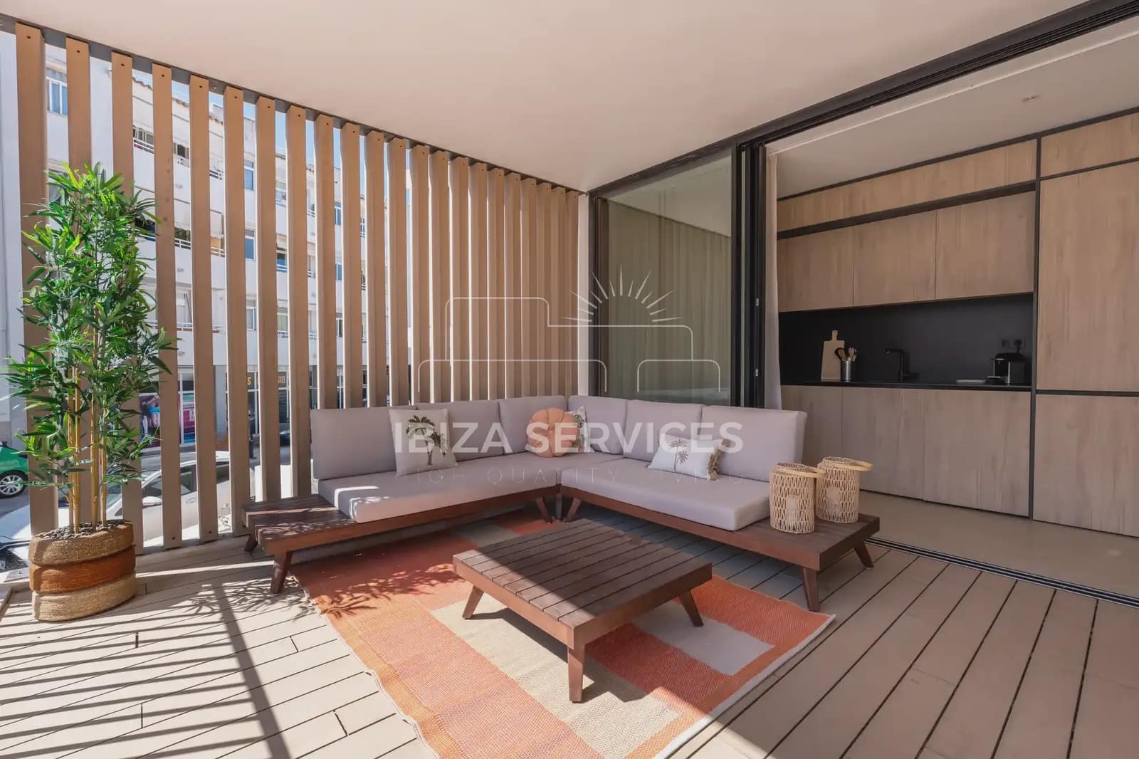 2 soveværelse Lejlighed til leje i Santa Eulalia / Santa Eularia med swimmingpool garage - € 6.000 (Ref: 9109860)