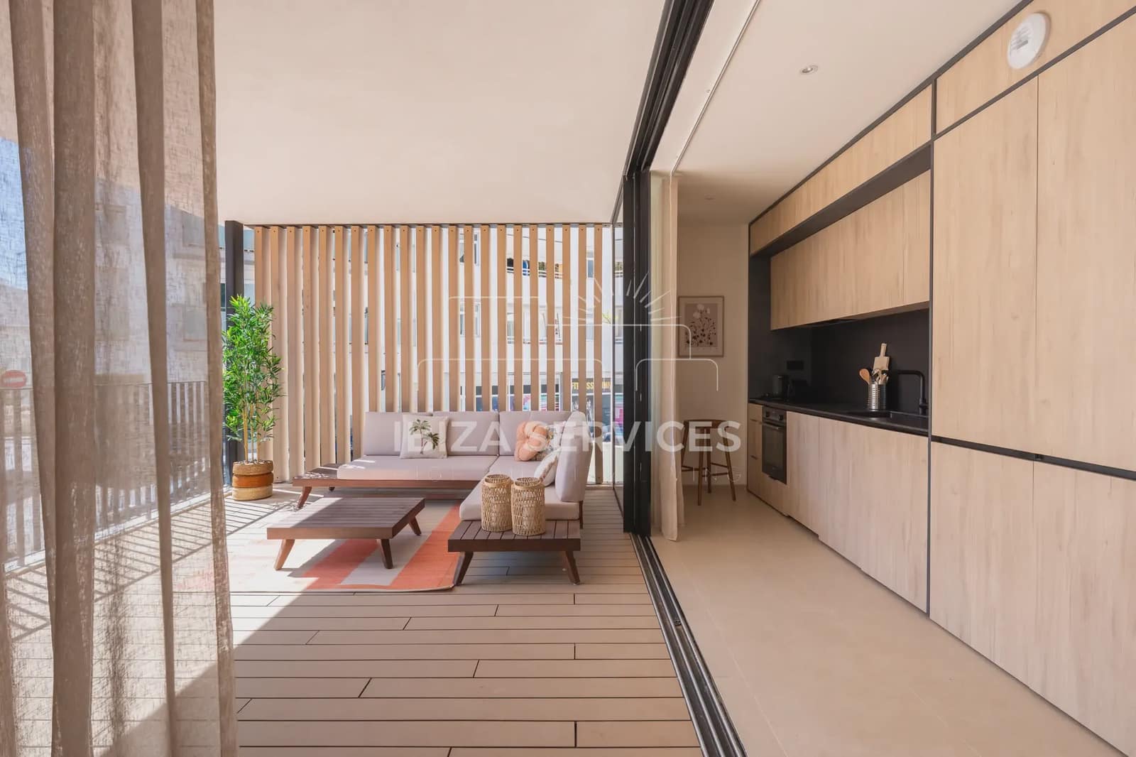 2 soveværelse Lejlighed til leje i Santa Eulalia / Santa Eularia med swimmingpool garage - € 6.000 (Ref: 9109860)