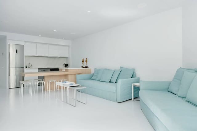 2 soveværelse Lejlighed til salg i Ibiza by med swimmingpool garage - € 1.990.000 (Ref: 9163279)