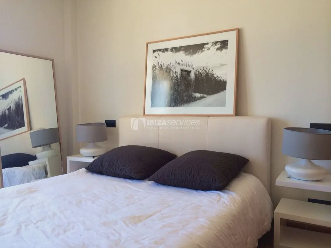 3 slaapkamer Appartement te huur in Ibiza dorp met zwembad garage - € 1.370 (Ref: 9175996)
