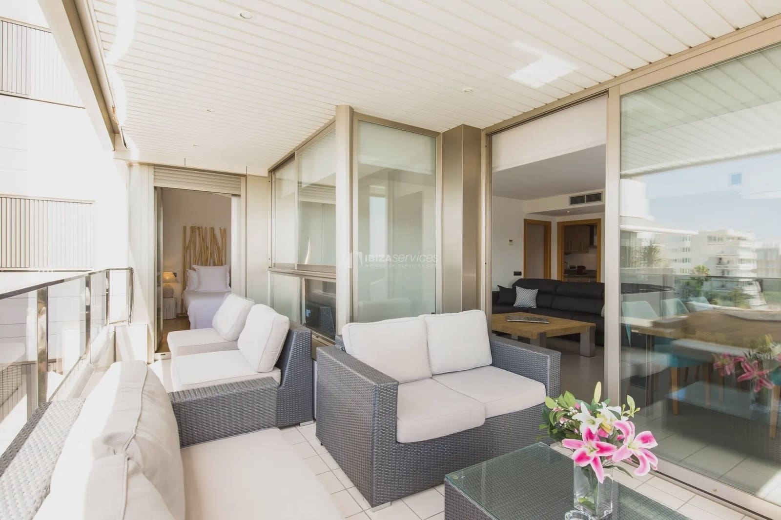 Apartamento de 3 habitaciones en Ibiza / Eivissa ciudad en alquiler con piscina garaje - 1.500 € (Ref: 9177614)