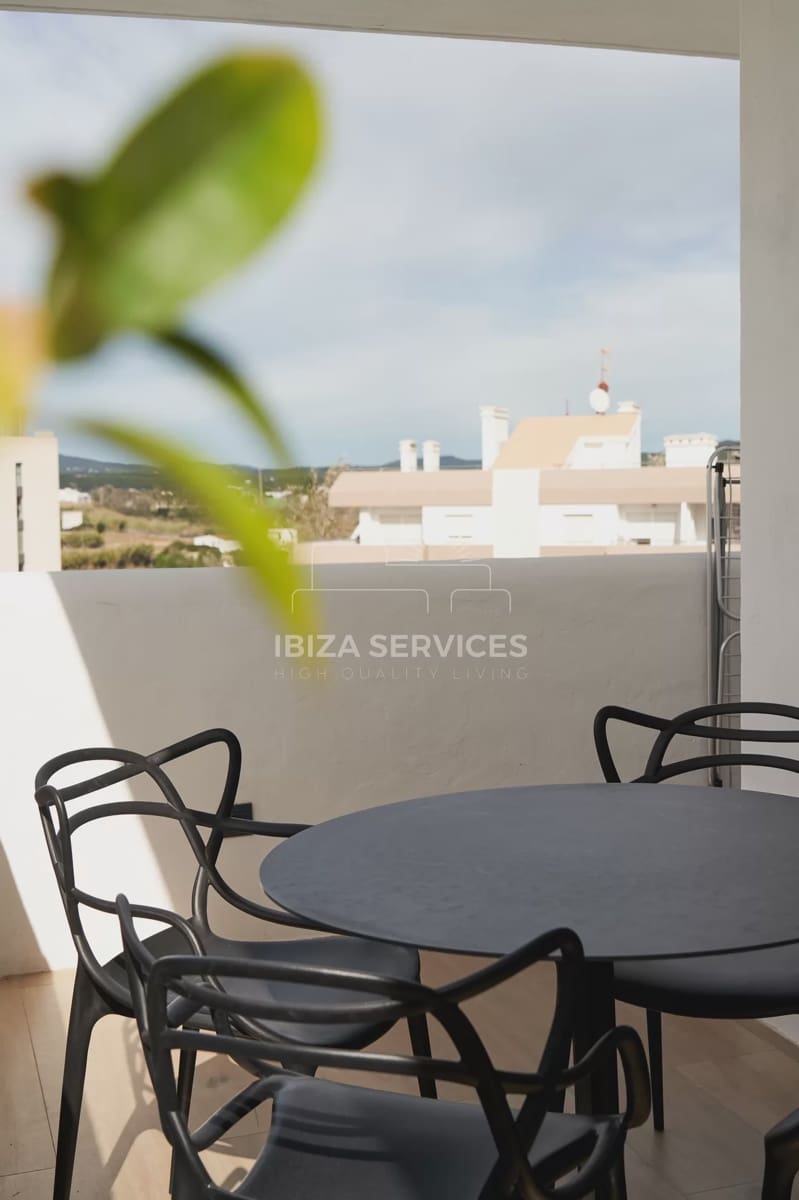 2 Zimmer Apartment zu vermieten in Ibiza / Eivissa Stadt mit Pool Garage - 1.600 € (Ref: 9180675)