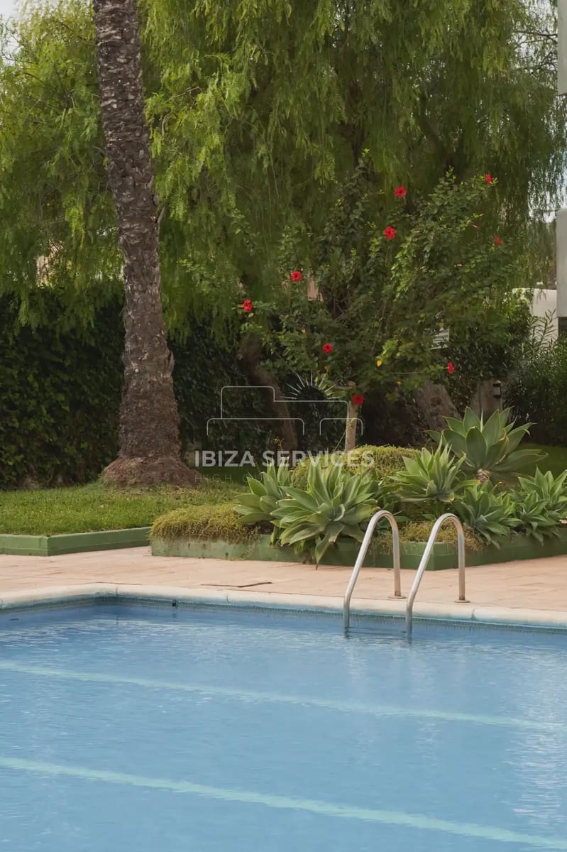 2 Zimmer Apartment zu vermieten in Ibiza / Eivissa Stadt mit Pool Garage - 1.600 € (Ref: 9180675)