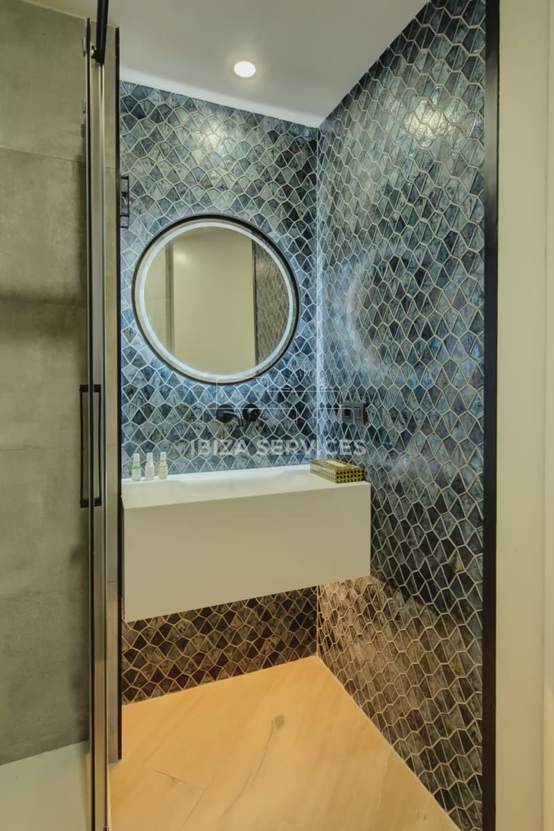 2 Zimmer Apartment zu vermieten in Ibiza / Eivissa Stadt mit Pool Garage - 1.600 € (Ref: 9180675)