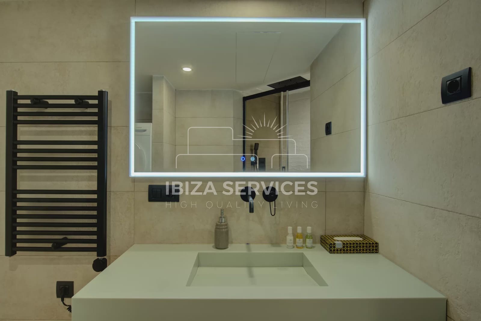 2 Zimmer Apartment zu vermieten in Ibiza / Eivissa Stadt mit Pool Garage - 1.600 € (Ref: 9180675)
