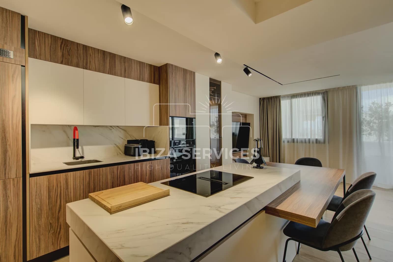 2 Zimmer Apartment zu vermieten in Ibiza / Eivissa Stadt mit Pool Garage - 1.600 € (Ref: 9180675)