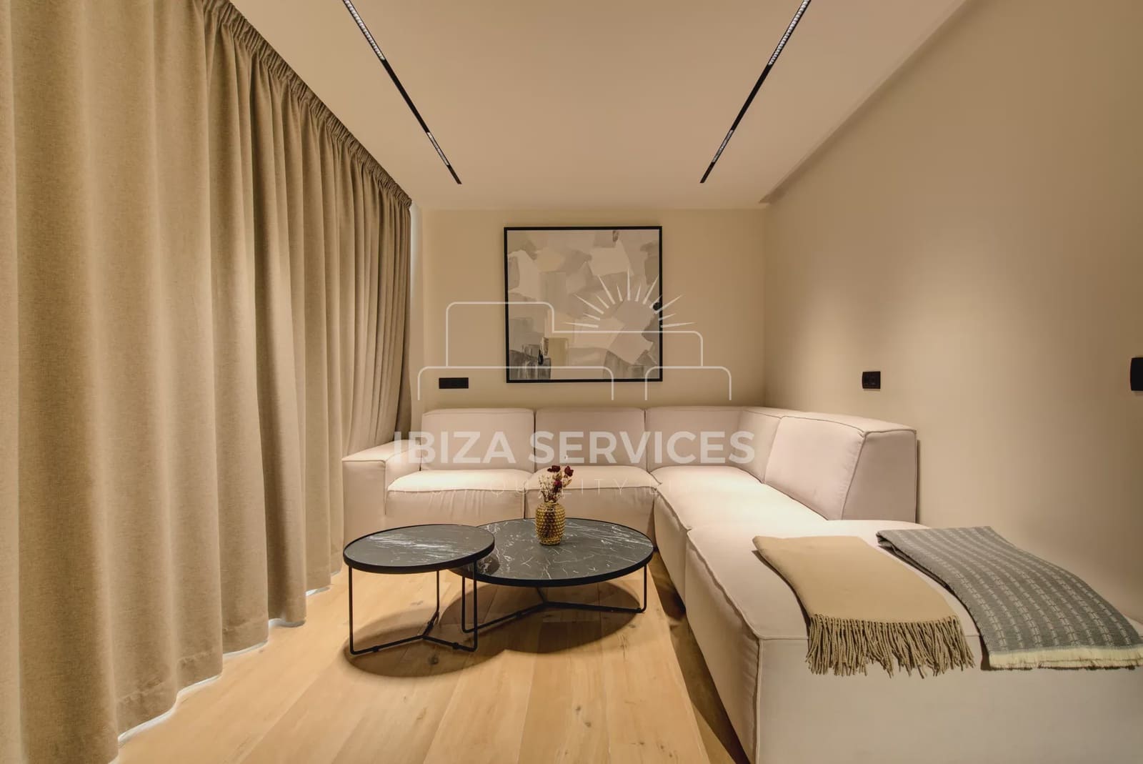 2 Zimmer Apartment zu vermieten in Ibiza / Eivissa Stadt mit Pool Garage - 1.600 € (Ref: 9180675)