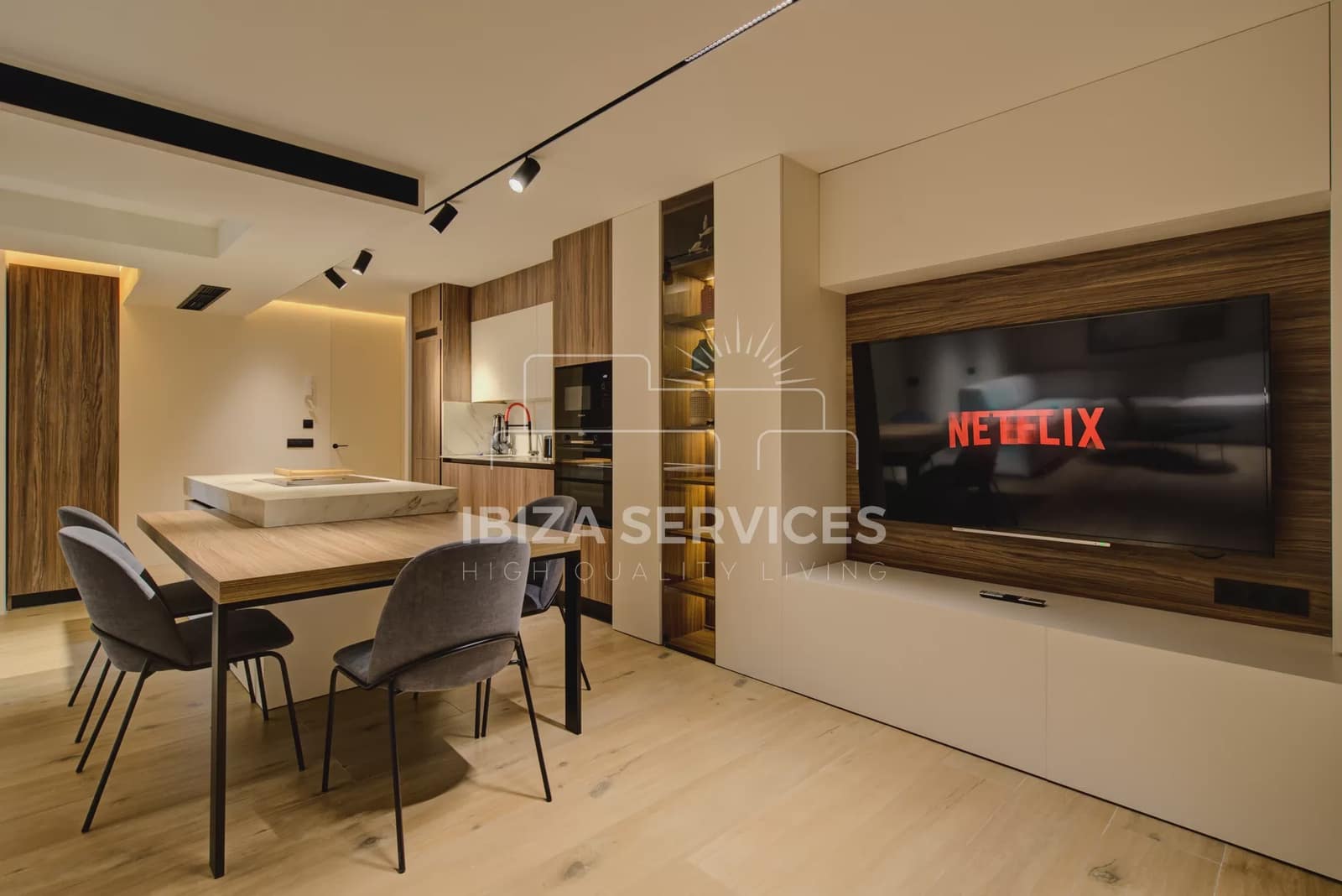 2 Zimmer Apartment zu vermieten in Ibiza / Eivissa Stadt mit Pool Garage - 1.600 € (Ref: 9180675)