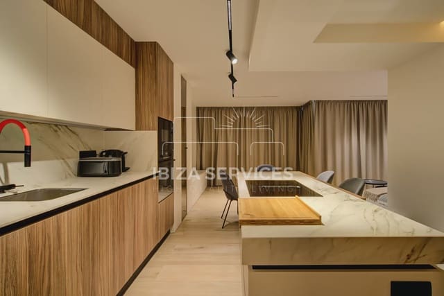 Apartamento de 2 habitaciones en Ibiza / Eivissa ciudad en alquiler con piscina garaje - 1.600 € (Ref: 9180675)