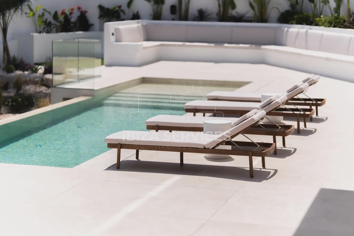 7 sypialnia Willa na sprzedaż w Roca Llisa z basenem garażem - 6 800 000 € (Ref: 9195107)