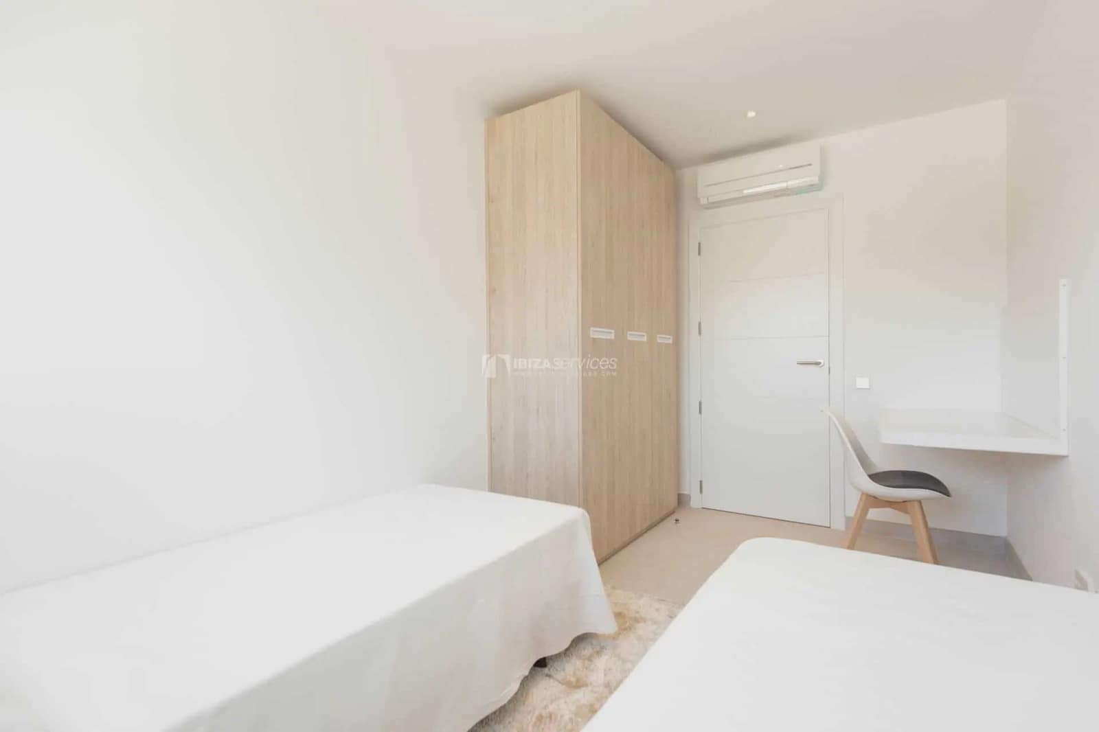 2 sypialnia Apartament do wynajęcia w Miasto Ibiza / Eivissa z garażem - 1 350 € (Ref: 9211649)