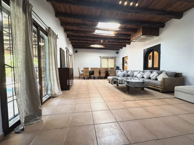 5 sypialnia Willa do wynajęcia w Sant Jordi de Ses Salines, San Jose / Sant Josep de Sa Talaia z basenem garażem - 7 500 € (Ref: 9226034)