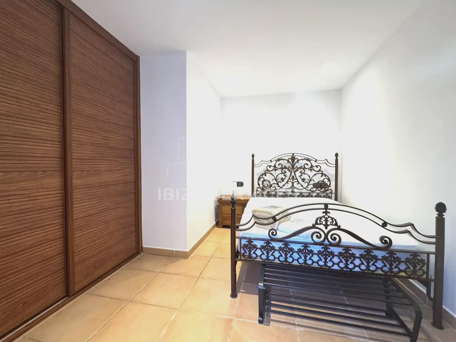 5 bedroom Villa for rent in Sant Jordi de Ses Salines with pool garage - € 7,500 (Ref: 9226034)