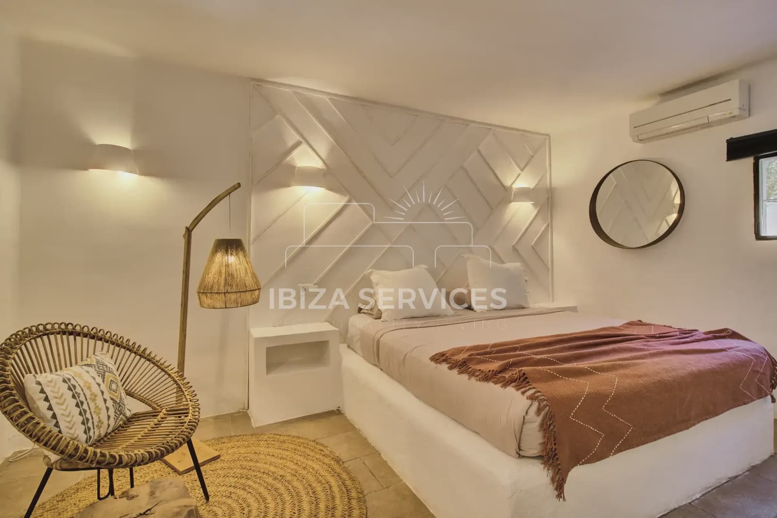 12 bedroom Villa for sale in Roca Llisa with pool garage - € 6,150,000 (Ref: 9245426)