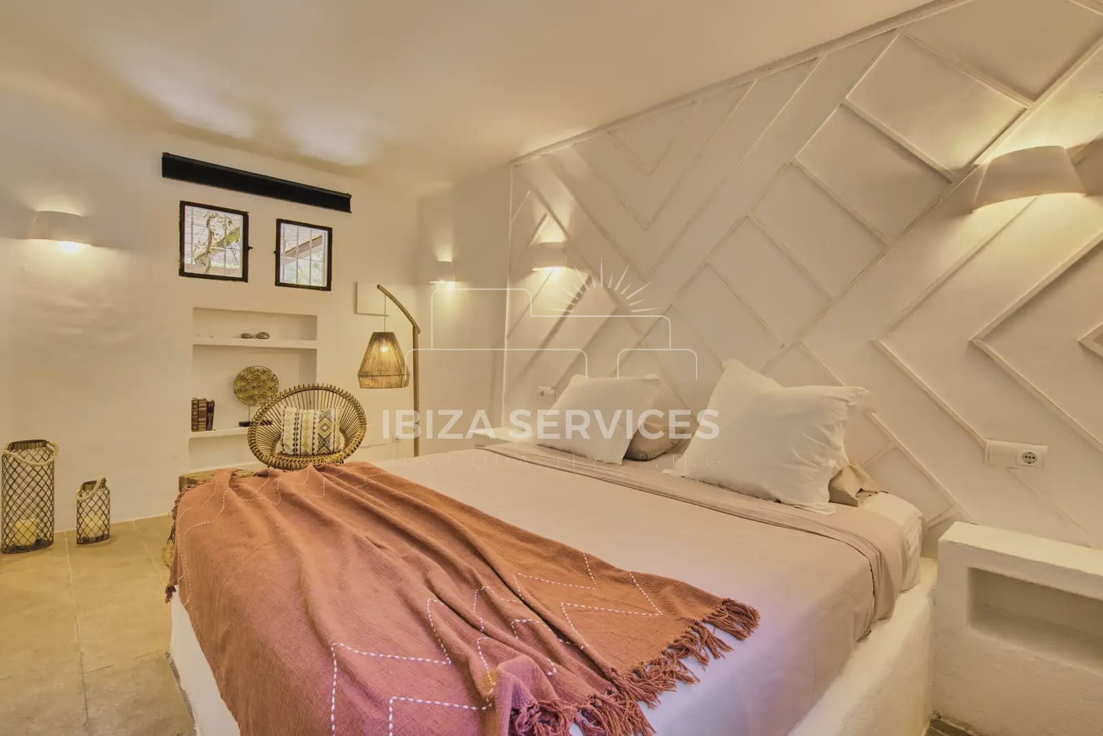 12 bedroom Villa for sale in Roca Llisa with pool garage - € 6,150,000 (Ref: 9245426)