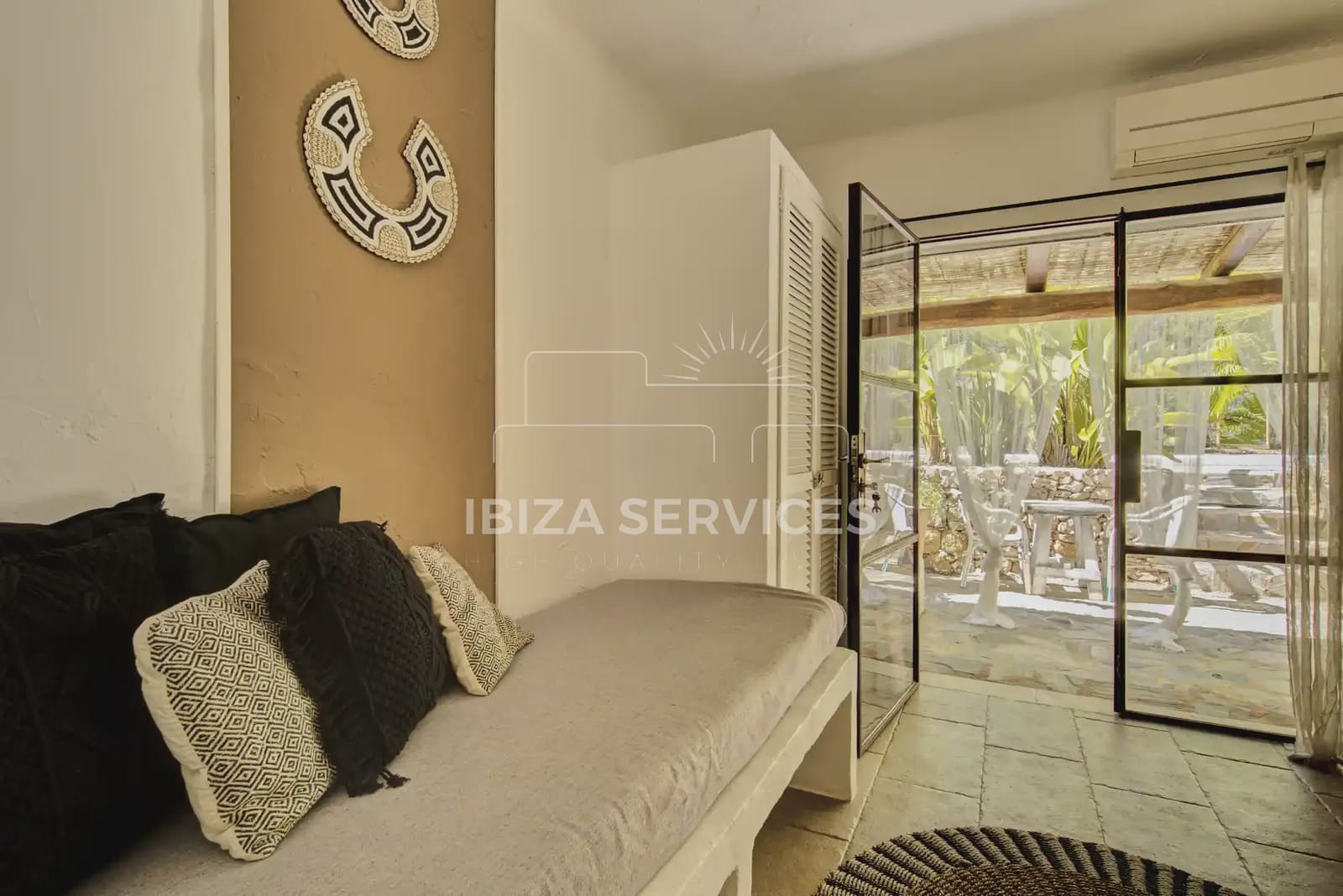 12 bedroom Villa for sale in Roca Llisa with pool garage - € 6,150,000 (Ref: 9245426)