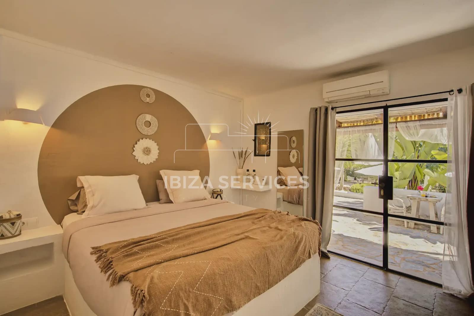 12 bedroom Villa for sale in Roca Llisa with pool garage - € 6,150,000 (Ref: 9245426)