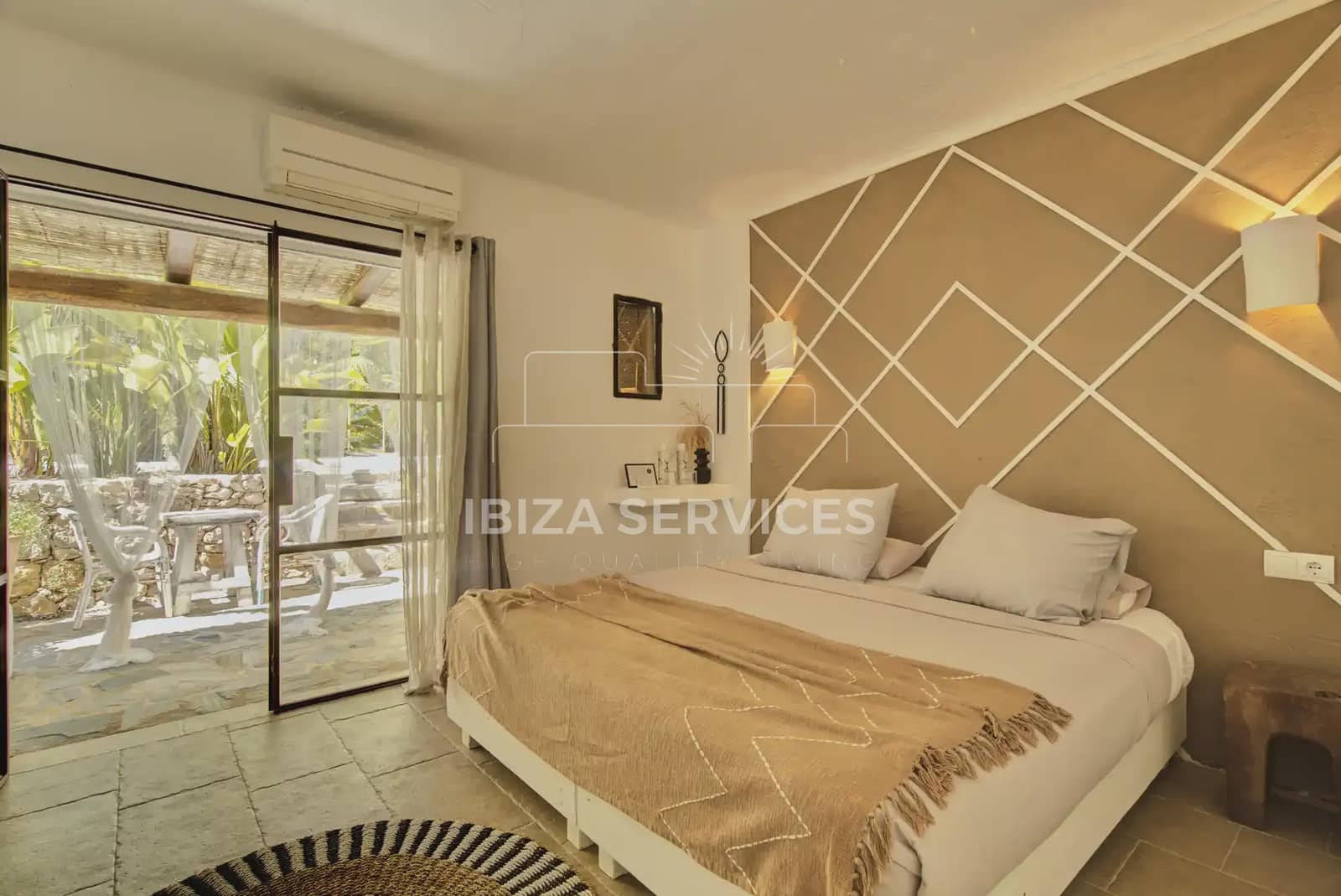 12 bedroom Villa for sale in Roca Llisa with pool garage - € 6,150,000 (Ref: 9245426)