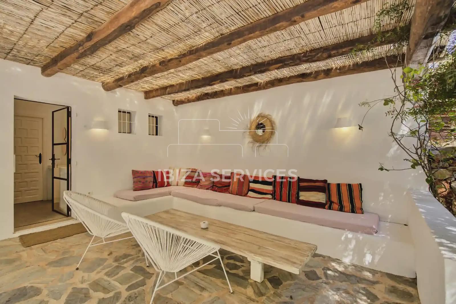 12 bedroom Villa for sale in Roca Llisa with pool garage - € 6,150,000 (Ref: 9245426)