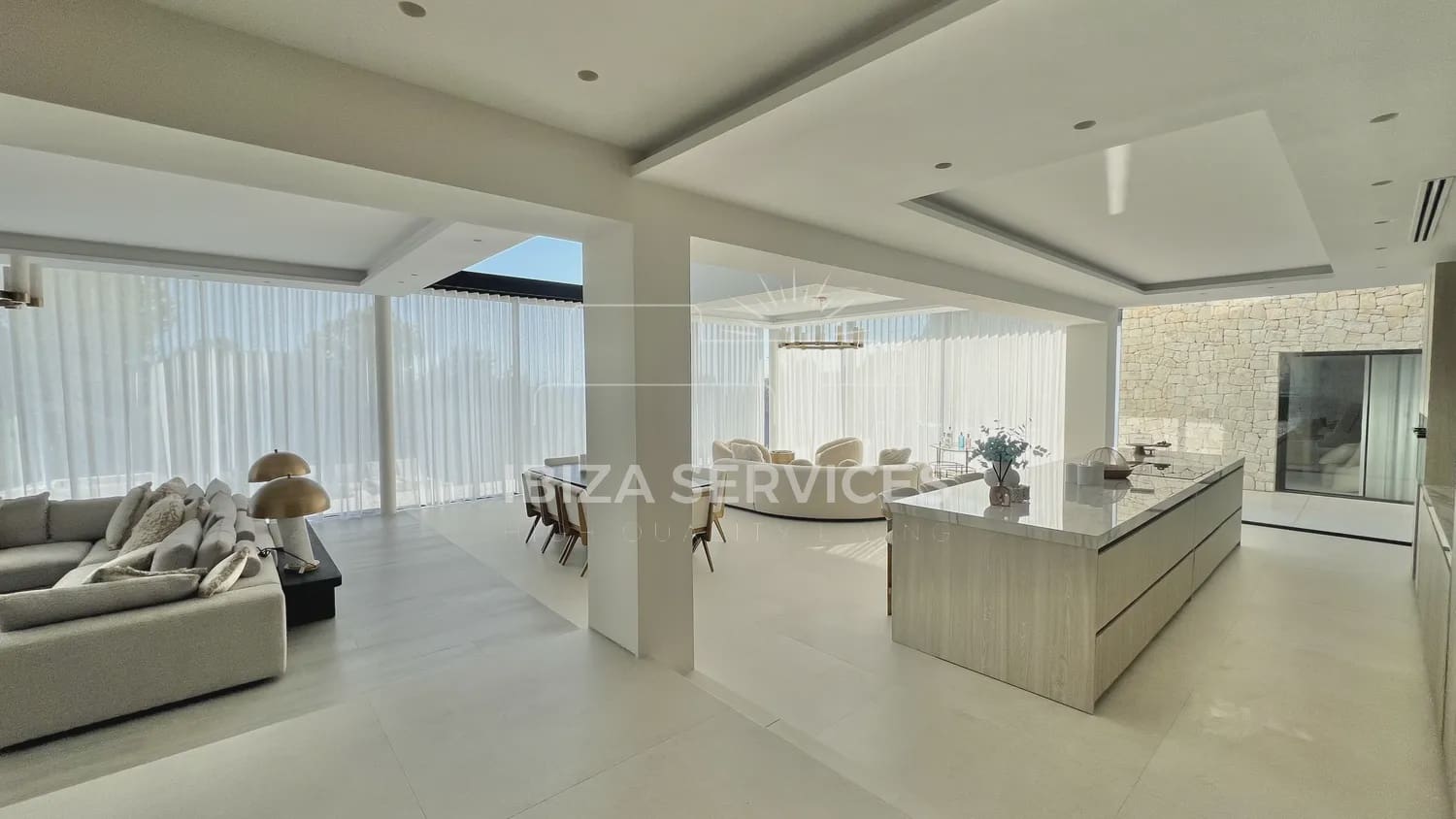 7 sypialnia Willa na sprzedaż w Nuestra Senora de Jesus z basenem garażem - 8 500 000 € (Ref: 9245427)