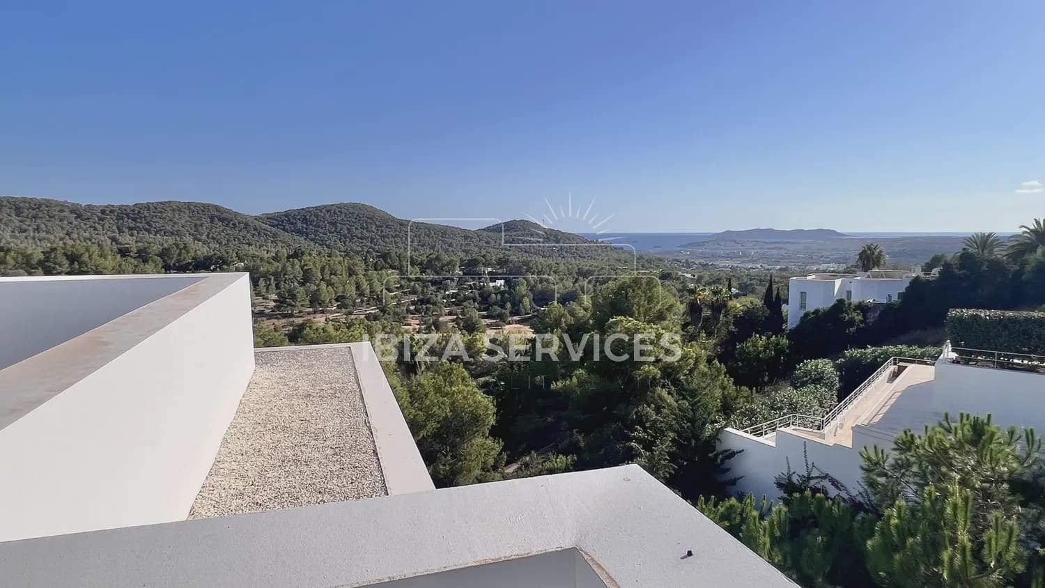 7 sypialnia Willa na sprzedaż w Nuestra Senora de Jesus z basenem garażem - 8 500 000 € (Ref: 9245427)