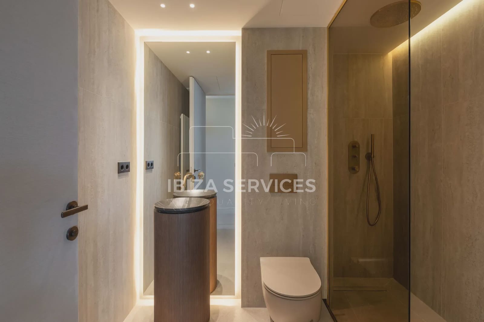 3 bedroom Apartment for sale in Ibiza / Eivissa town with pool - € 2,950,000 (Ref: 9247765)