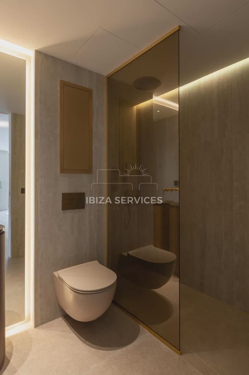 3 bedroom Apartment for sale in Ibiza / Eivissa town with pool - € 2,950,000 (Ref: 9247765)