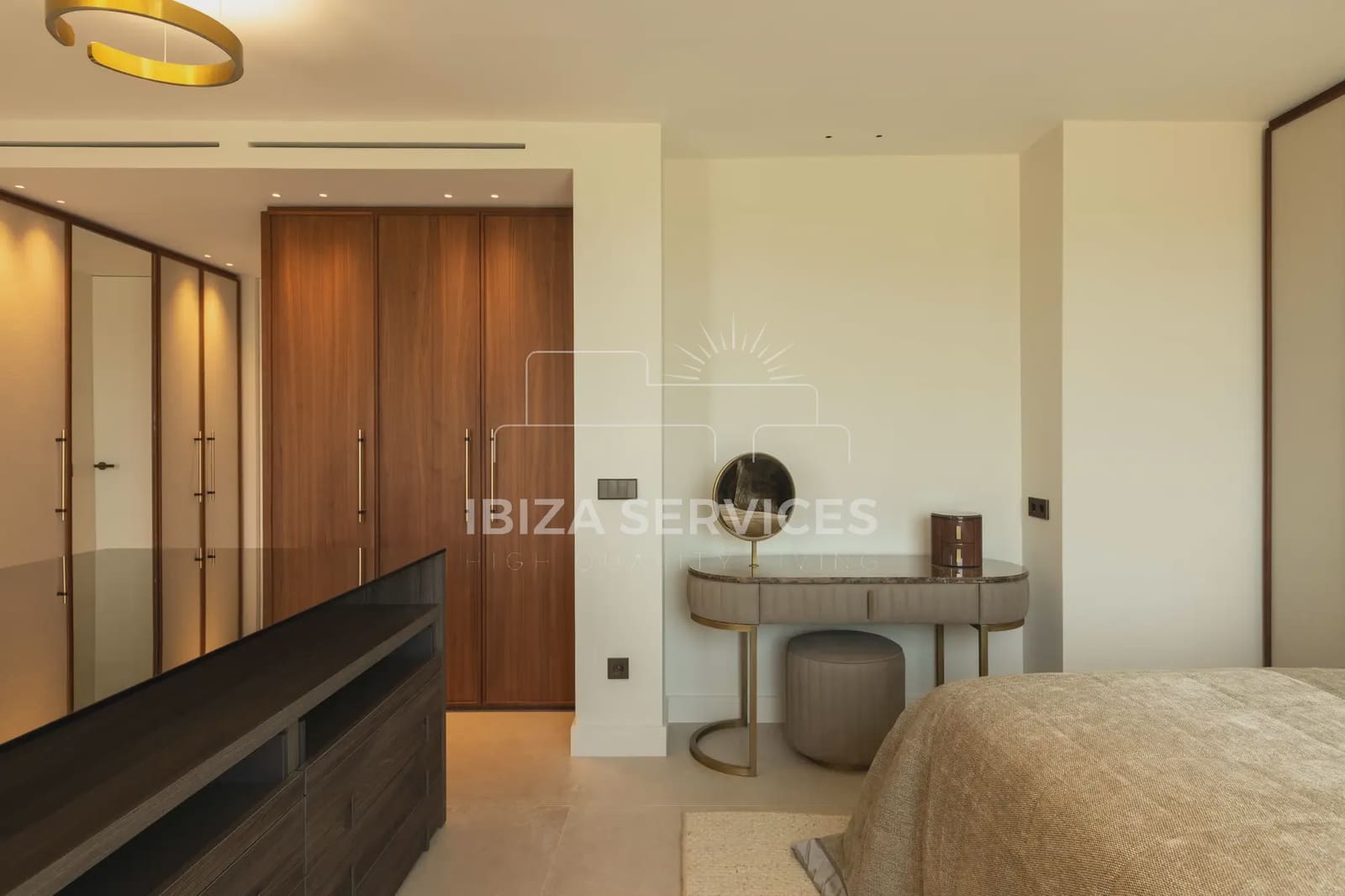 3 bedroom Apartment for sale in Ibiza / Eivissa town with pool - € 2,950,000 (Ref: 9247765)