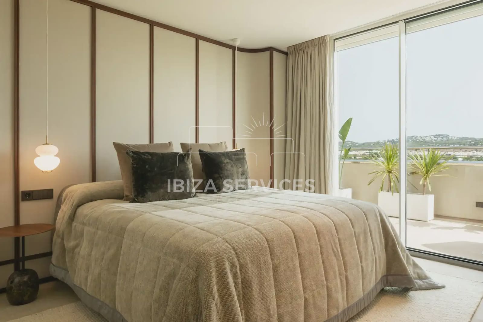 3 bedroom Apartment for sale in Ibiza / Eivissa town with pool - € 2,950,000 (Ref: 9247765)