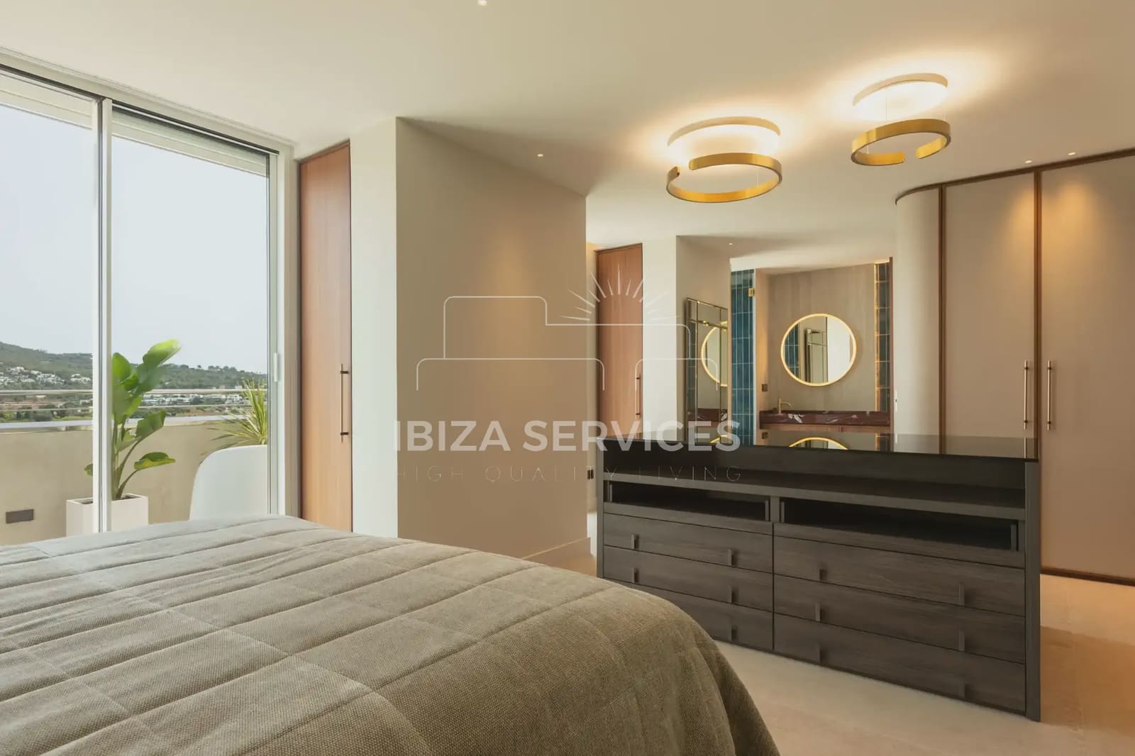 3 bedroom Apartment for sale in Ibiza / Eivissa town with pool - € 2,950,000 (Ref: 9247765)