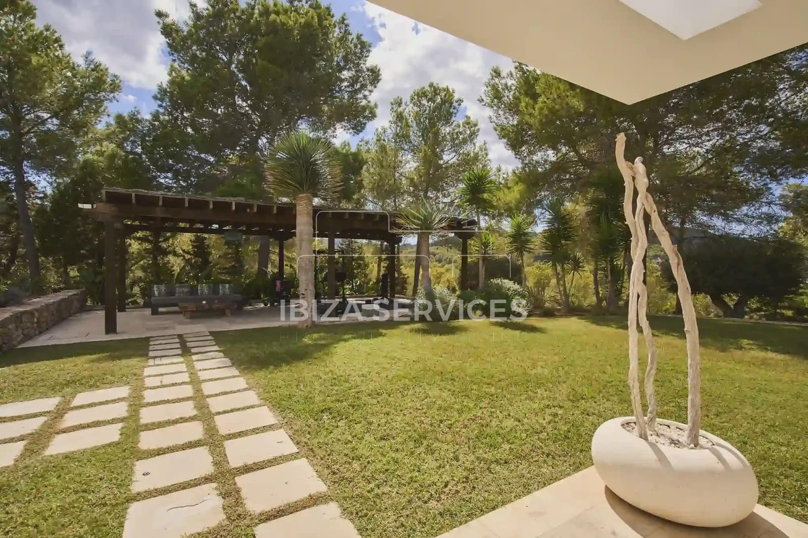 5 bedroom Villa for sale in San Jose / Sant Josep de Sa Talaia with pool garage - € 8,900,000 (Ref: 9265132)
