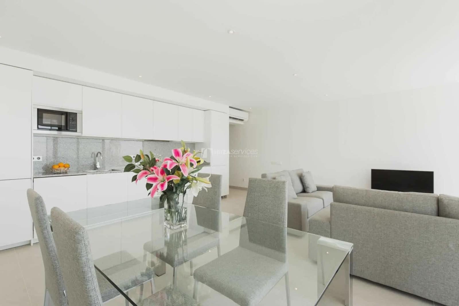 2 sypialnia Apartament do wynajęcia w Miasto Ibiza / Eivissa z garażem - 1 350 € (Ref: 9279853)