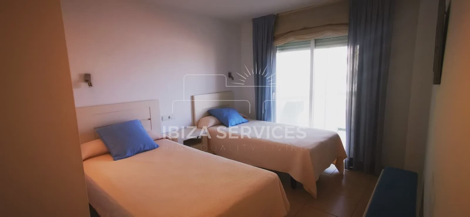 2 makuuhuone Huoneisto vuokrattavana paikassa Sant Antoni de Portmany mukana uima-altaan - 1 700 € (Ref: 9348004)