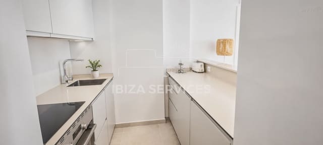 2 bedroom Apartment for rent in Cala d'en Bou, San Jose / Sant Josep de Sa Talaia with pool - € 2,000 (Ref: 9348004)