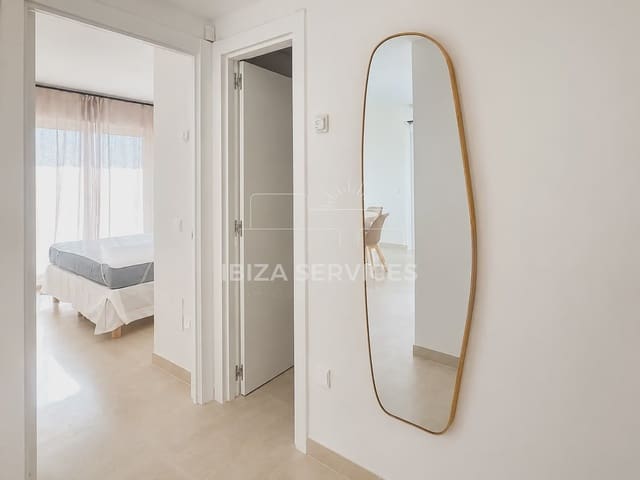 2 bedroom Apartment for rent in Cala d'en Bou, San Jose / Sant Josep de Sa Talaia with pool - € 2,000 (Ref: 9348004)
